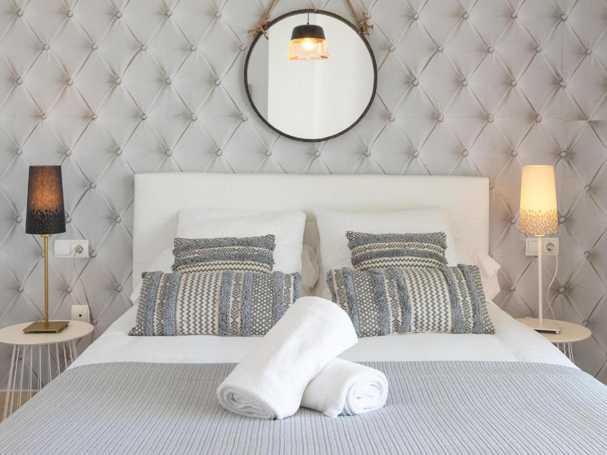 Vacation I Terrazas De Banus, Romantic, Jacuzzi, Pet-friendly, Cosy Duplex Penthouse, 2min Walk To Marina Marbella